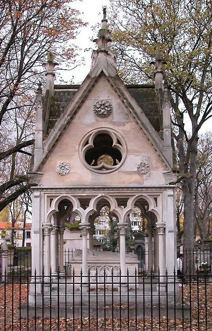 Burial Sculpture